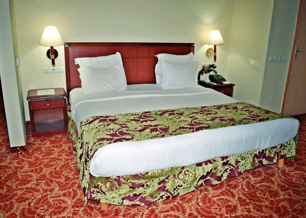 Grand Hotel Bamako Zewnętrze zdjęcie