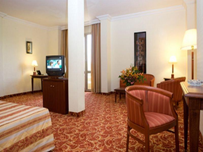 Grand Hotel Bamako Zewnętrze zdjęcie