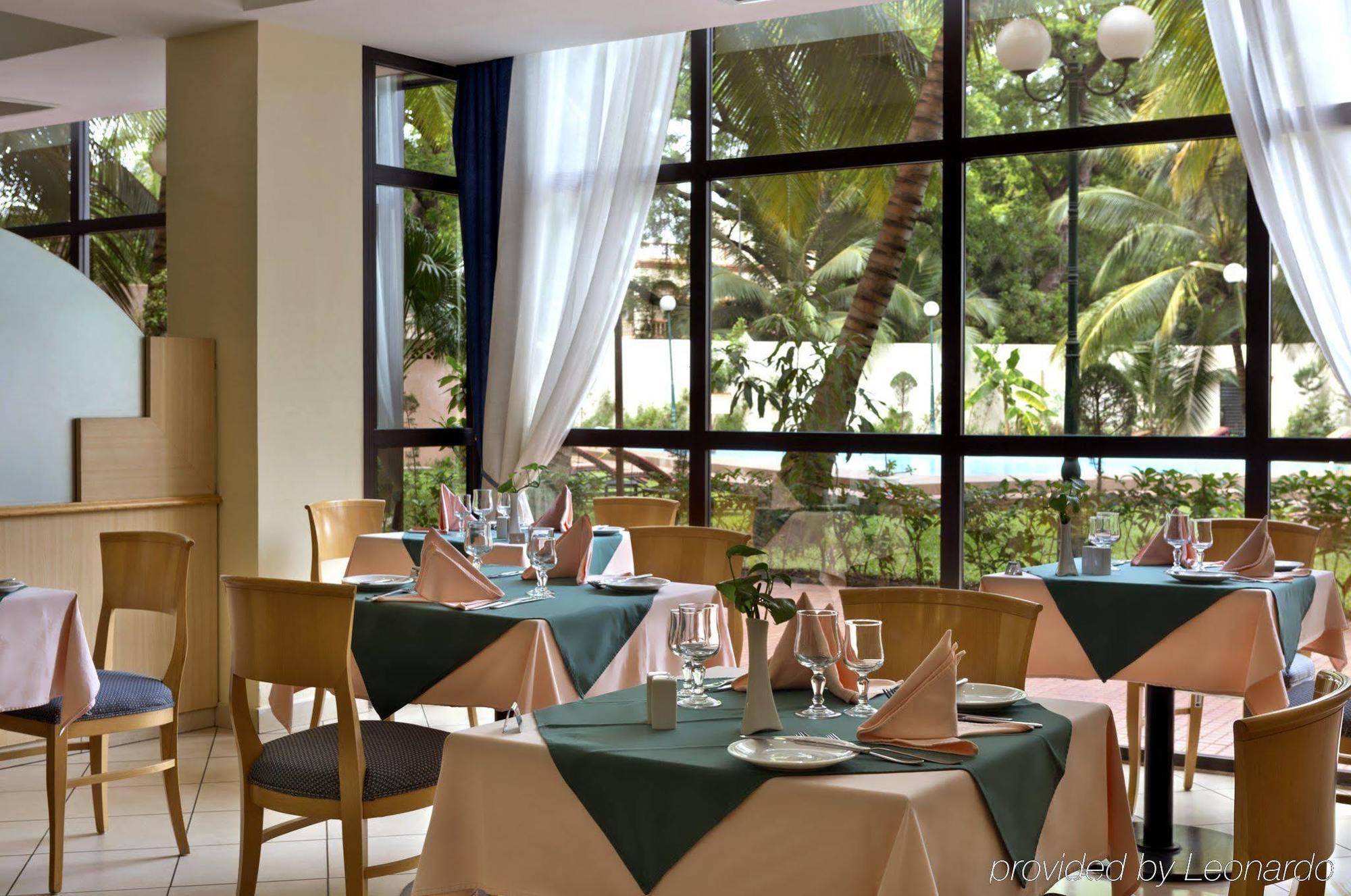 Grand Hotel Bamako Zewnętrze zdjęcie